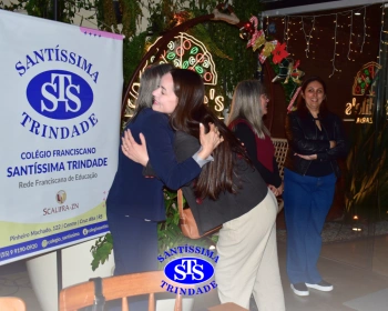 Homenagem aos profissionais franciscanos