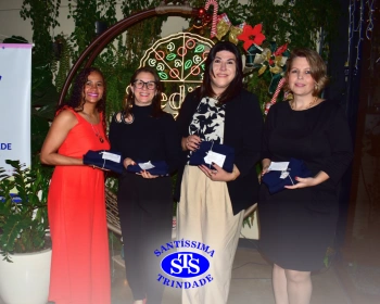Homenagem aos profissionais franciscanos