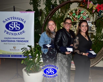 Homenagem aos profissionais franciscanos