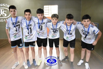 Alunos de 6º e de 7º ano participam dos Jogos Interséries Franciscanos