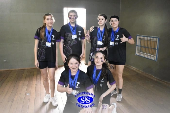 Alunos de 6º e de 7º ano participam dos Jogos Interséries Franciscanos
