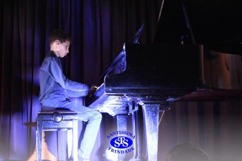 Alunos apresentam suas habilidades no Recital de Piano