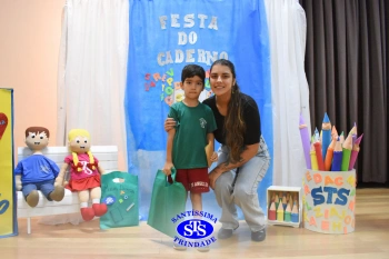 Festa do Caderno celebra a entrega do primeiro caderno de deveres | Inf. 5