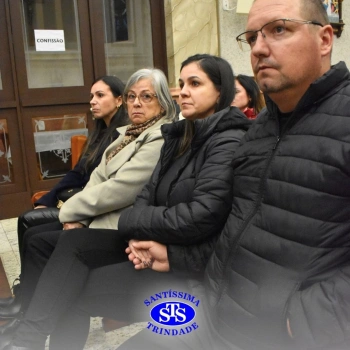 Famílias do Colégio se reúnem em momentos de oração e gratidão na Catedral