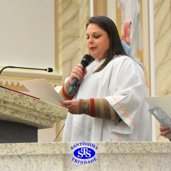 Famílias do Colégio se reúnem em momentos de oração e gratidão na Catedral