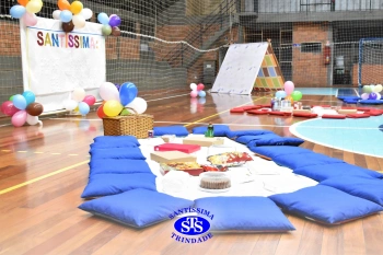 1º Anoitecer no Santíssima reúne turmas de Infantil 5 e de 1º ano