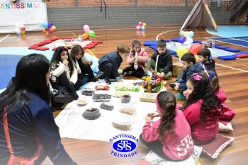 1º Anoitecer no Santíssima reúne turmas de Infantil 5 e de 1º ano