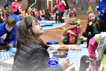 1º Anoitecer no Santíssima reúne turmas de Infantil 5 e de 1º ano