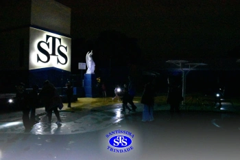 1º Anoitecer no Santíssima reúne turmas de Infantil 5 e de 1º ano