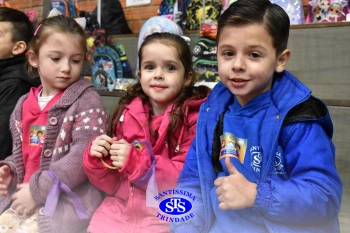 1º Anoitecer no Santíssima reúne turmas de Infantil 5 e de 1º ano