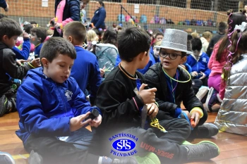 1º Anoitecer no Santíssima reúne turmas de Infantil 5 e de 1º ano