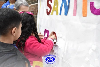 1º Anoitecer no Santíssima reúne turmas de Infantil 5 e de 1º ano