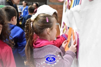 1º Anoitecer no Santíssima reúne turmas de Infantil 5 e de 1º ano