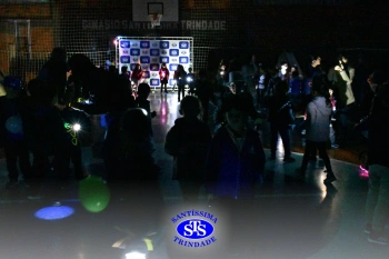 1º Anoitecer no Santíssima reúne turmas de Infantil 5 e de 1º ano