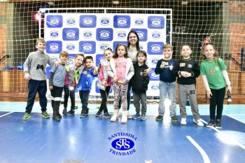 1º Anoitecer no Santíssima reúne turmas de Infantil 5 e de 1º ano