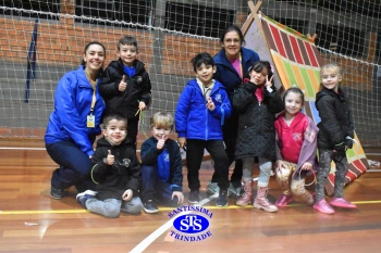 1º Anoitecer no Santíssima reúne turmas de Infantil 5 e de 1º ano