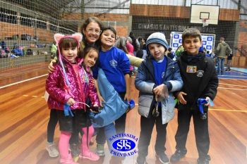 1º Anoitecer no Santíssima reúne turmas de Infantil 5 e de 1º ano