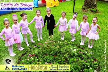 Espetáculo HOLOFOTE - Centro de Dança STS