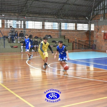 Estudantes do Santíssima e do CEAP, de Ijuí, participam de Amistoso de Basquete