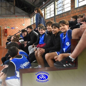 Estudantes do Santíssima e do CEAP, de Ijuí, participam de Amistoso de Basquete