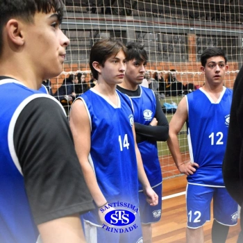 Estudantes do Santíssima e do CEAP, de Ijuí, participam de Amistoso de Basquete