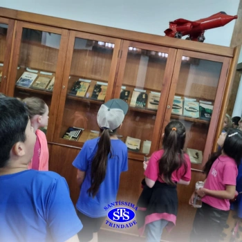 Alunos visitam pontos turísticos da cidade | 3º ano