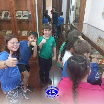 Alunos visitam pontos turísticos da cidade | 3º ano