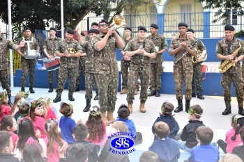 Educação Infantil recebe a Banda de Música da AD3