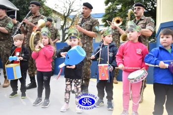 Educação Infantil recebe a Banda de Música da AD3