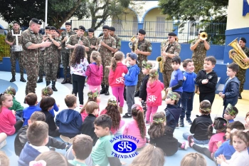 Educação Infantil recebe a Banda de Música da AD3