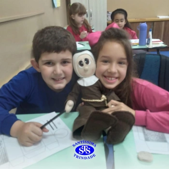 História de Clara de Assis é tema de estudo e de reflexão | 2º ano