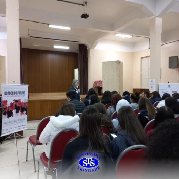 Teatro para alunos do Ensino Médio