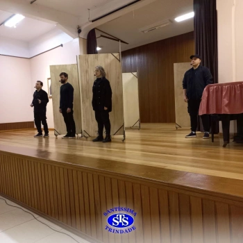 Teatro para alunos do Ensino Médio 