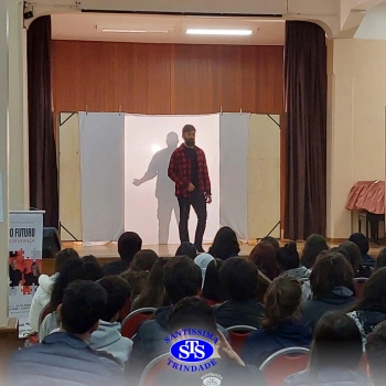 Teatro para alunos do Ensino Médio 