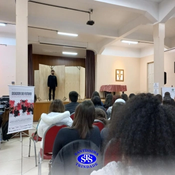 Teatro para alunos do Ensino Médio 
