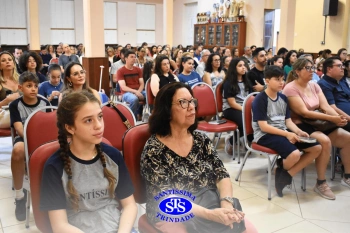Rumo ao 6º ano: alunos participam de celebração de envio