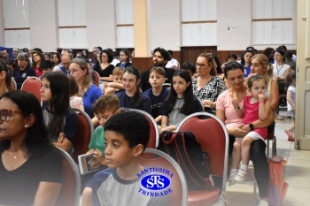 Rumo ao 6º ano: alunos participam de celebração de envio