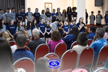 Rumo ao 6º ano: alunos participam de celebração de envio