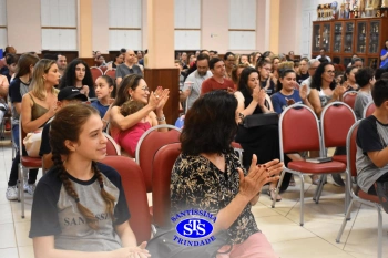 Rumo ao 6º ano: alunos participam de celebração de envio