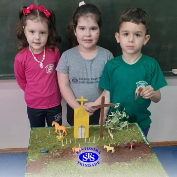Alunos constroem maquete para estudar a história da cidade | Infantil 4