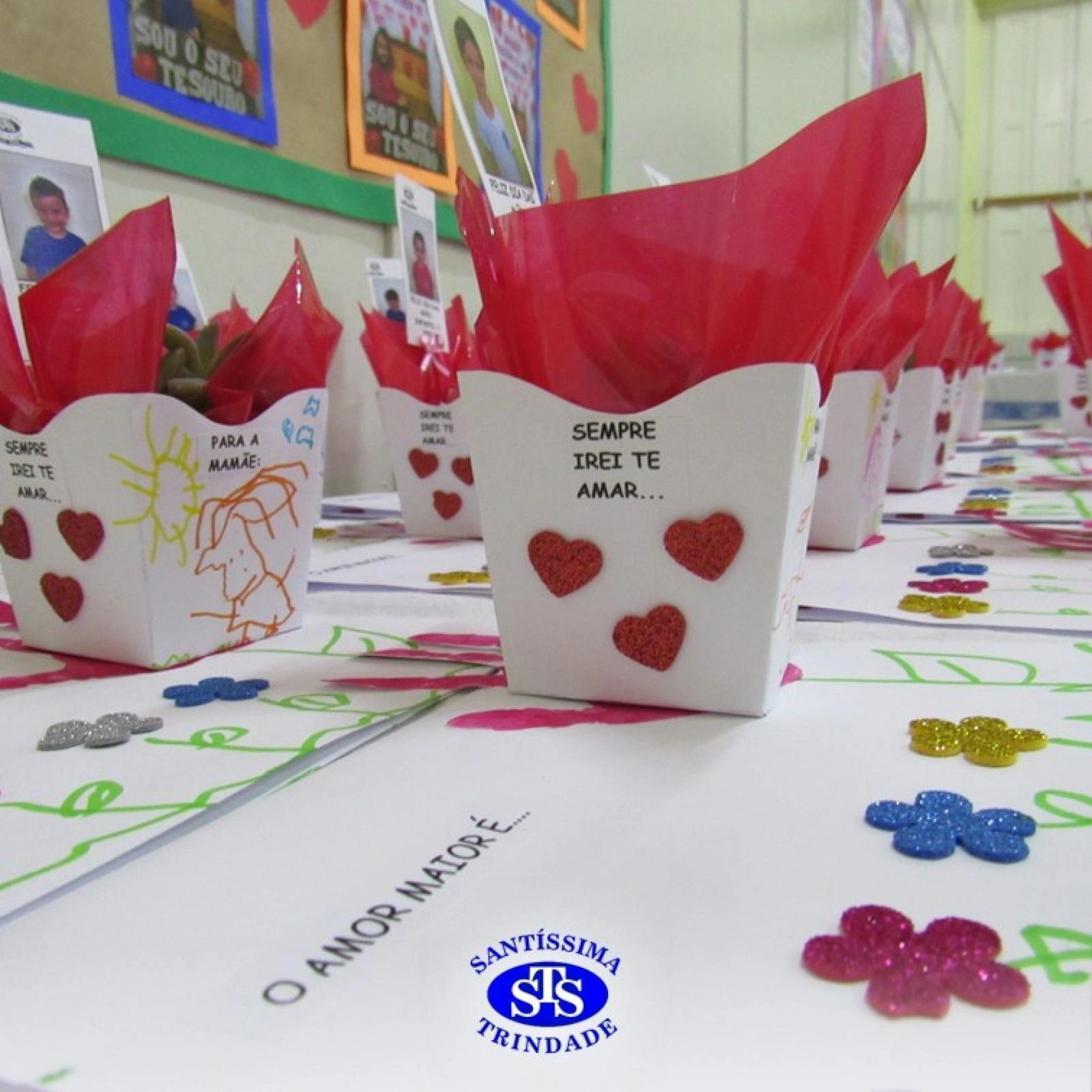 Infantil 3 | Crianças encantam as mães durante a homenagem