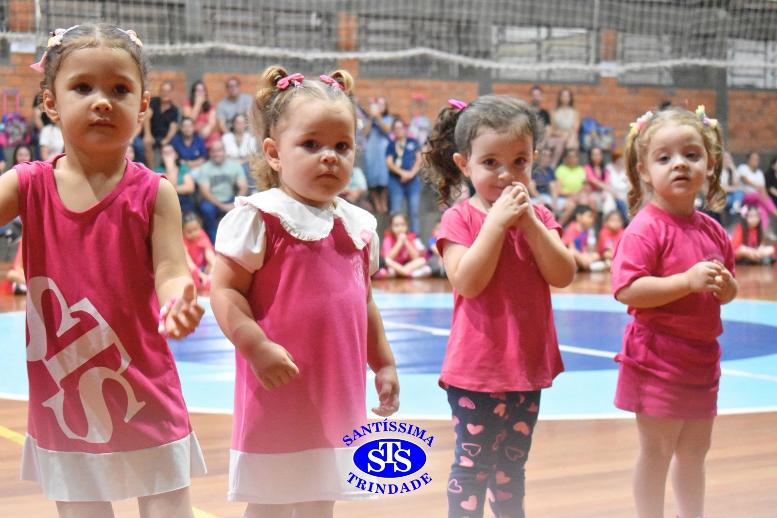 Homenagem às mães | Infantil 2 e 5
