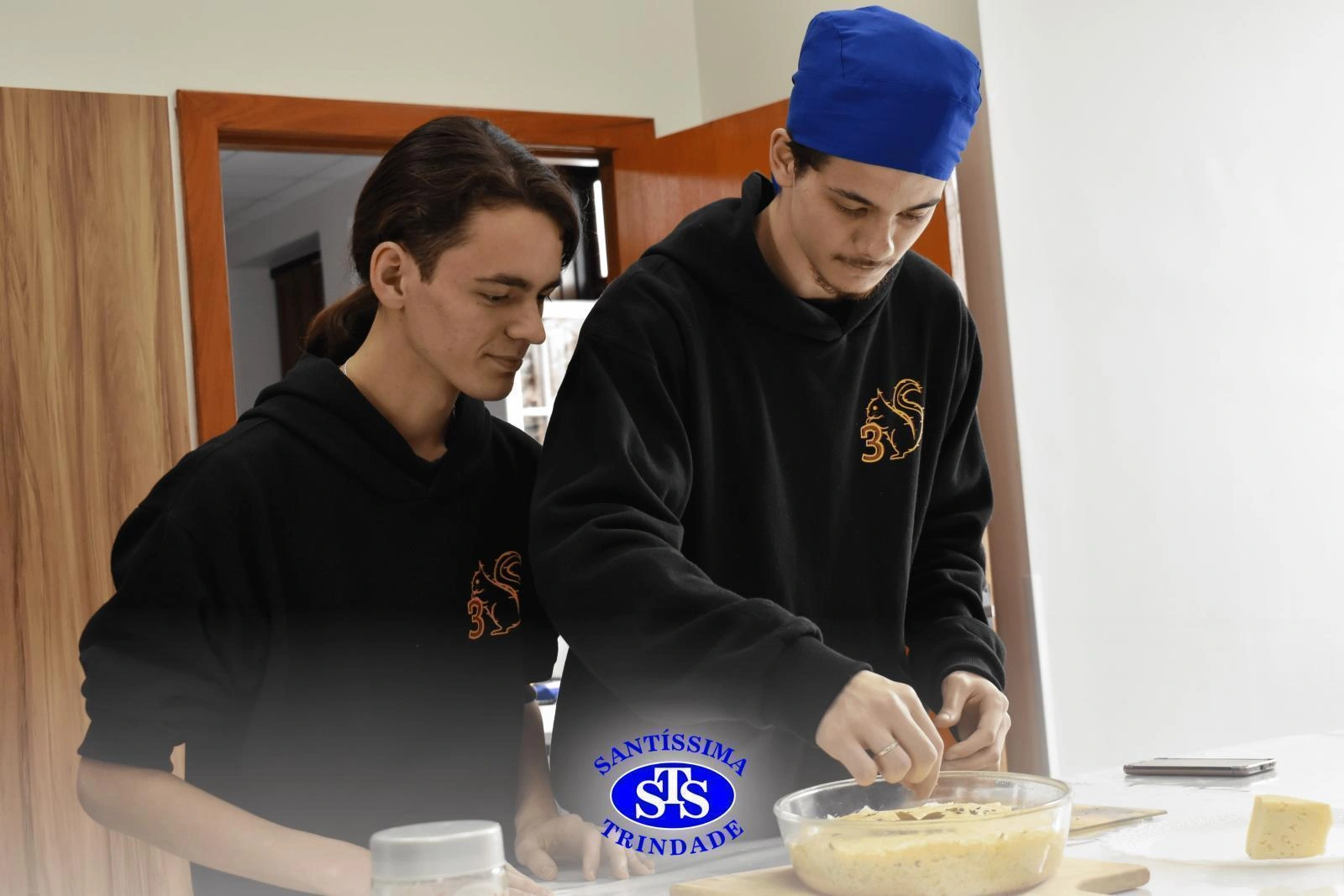 Alunos criam pratos a partir do reaproveitamento de alimentos | 3ª série E.M.