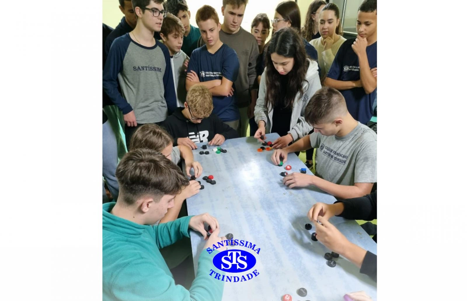 Alunos participam de gincana para retomar conteúdos | 9º ano