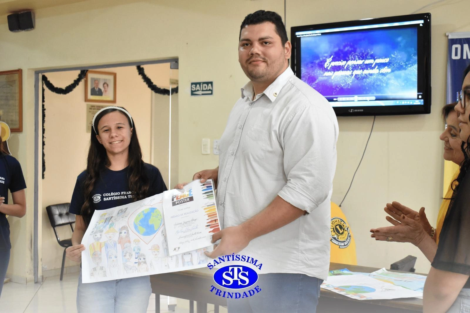 Aluna conquista 1º lugar na etapa distrital do concurso promovido pelo Lions Clube