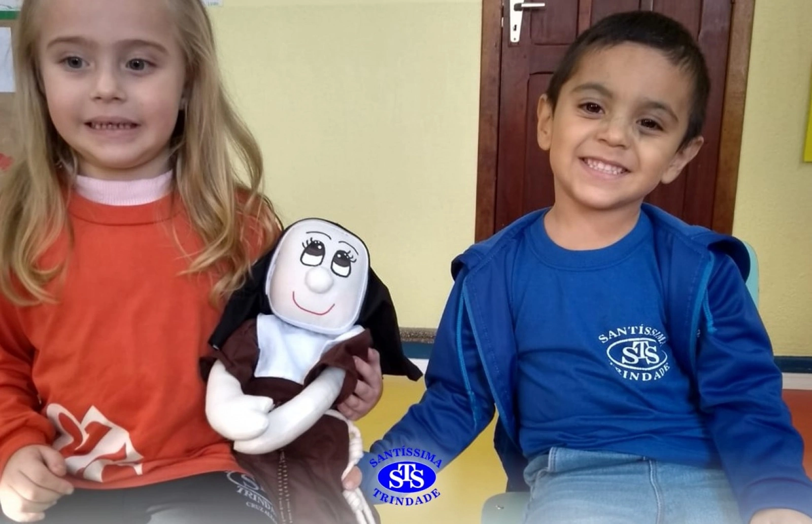 Infantil 3 aprende de Madre Madalena o valor da confiança em Deus