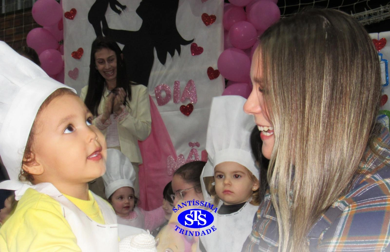 Infantil 1, 3 e 4 | Homenagens às Mães