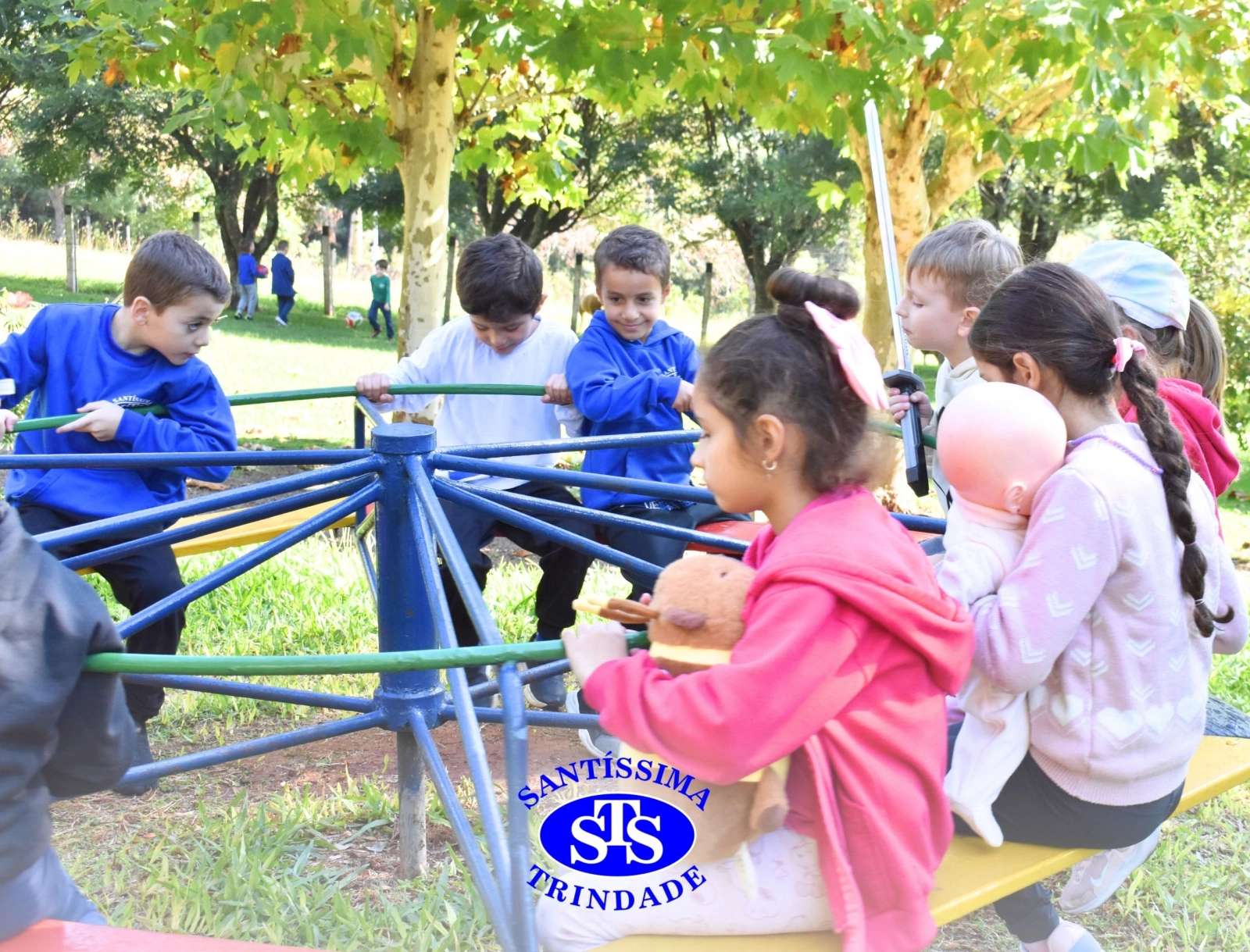 Tarde de alegria e diversão no Parque Franciscano