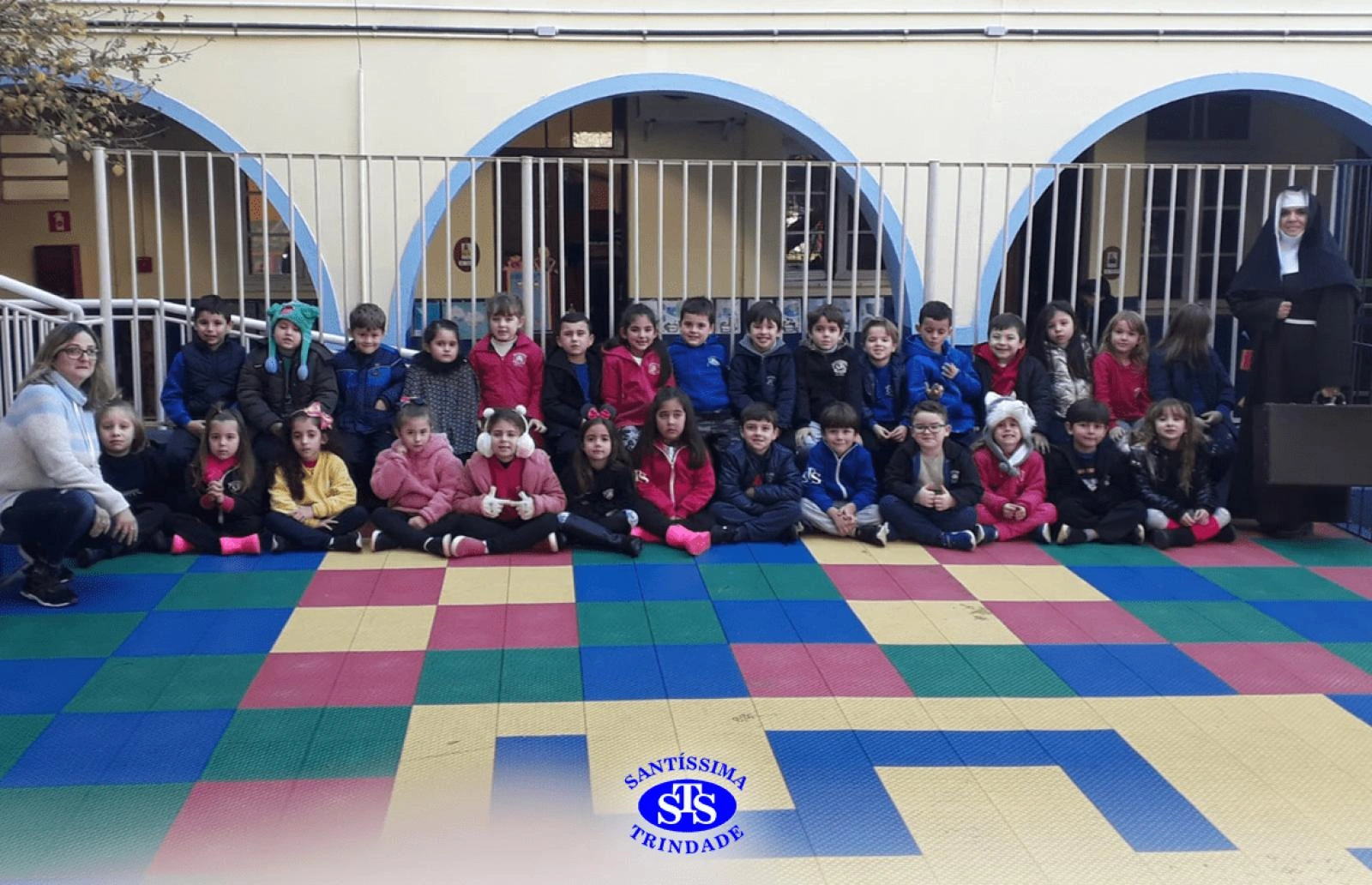 Alunos do Infantil 5 receberam visita especial