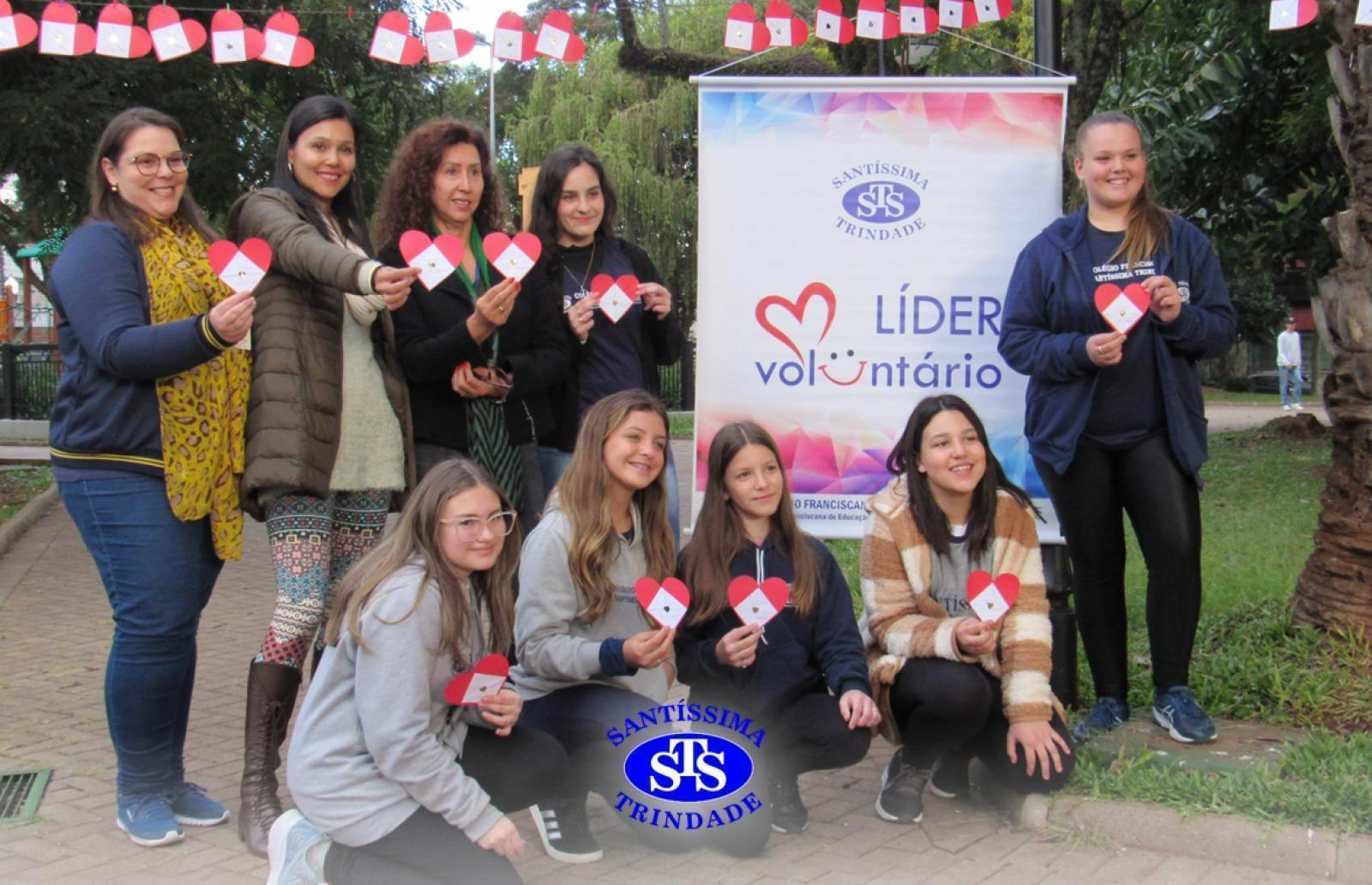 Alunos estimulam doação de sangue através de campanha na praça | Líder Voluntário